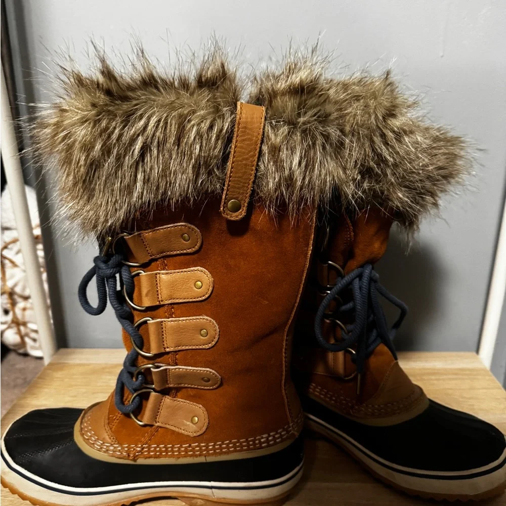 Sorel Joan of Arctic Waterproof Boots | Womens 9 | Fur Trim - Picture 4 of 4